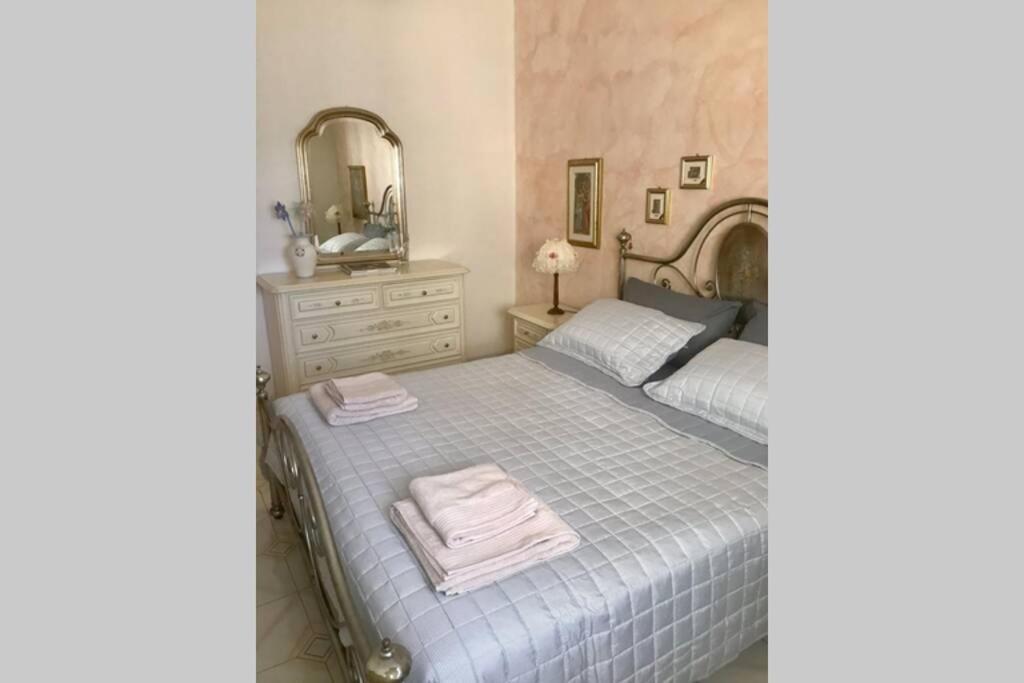 Sweet Apartment Fronte Mare - Livorno Exterior photo